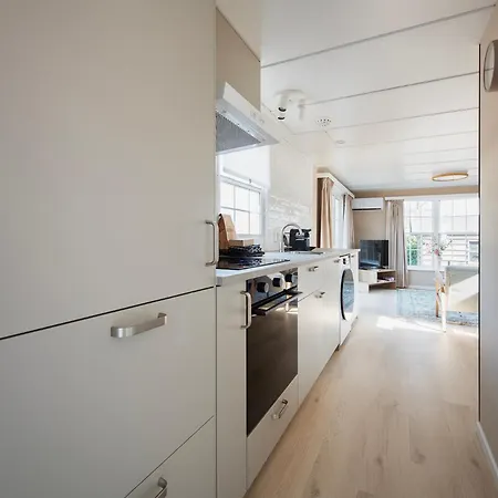 Alpehytte 46, Renovated Nature Retreat! Efteling & Beekse Bergen Oisterwijk